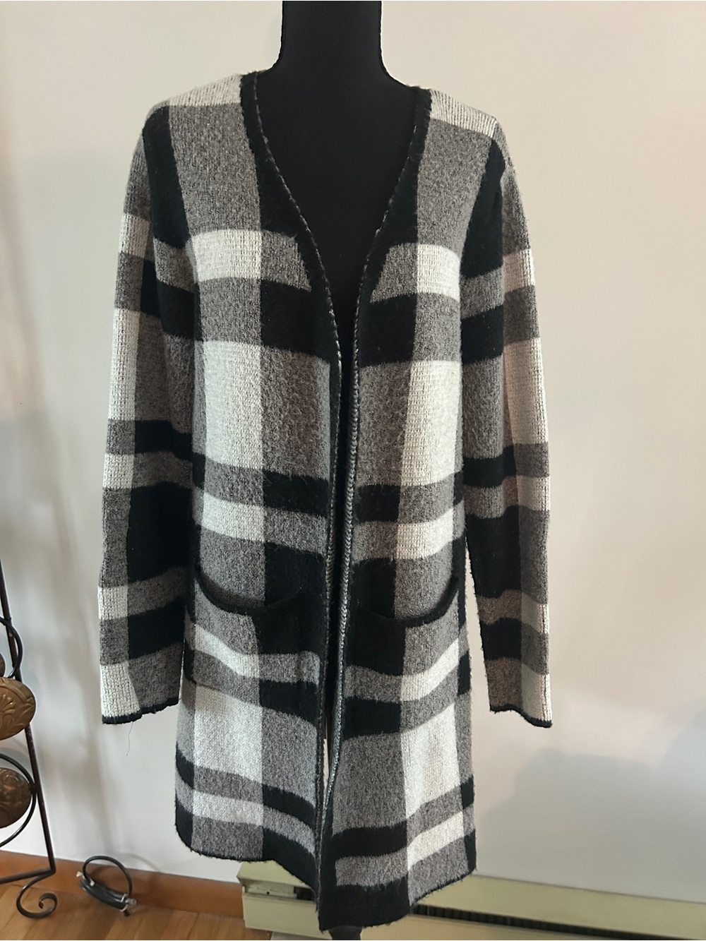 Plaid Open-Front Long Cardigan Sweater in Black, Gray & White